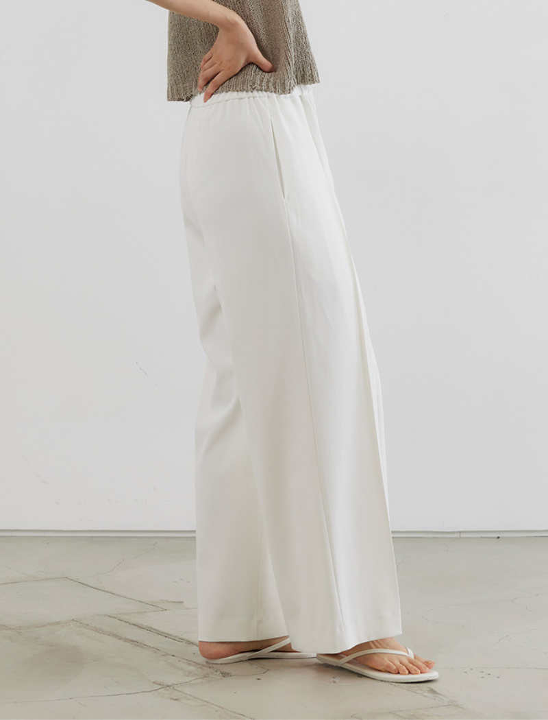 TWILL TUCK EASY TROUSERS