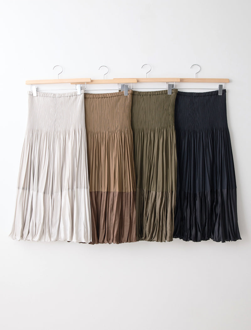 PLEATED SKIRT