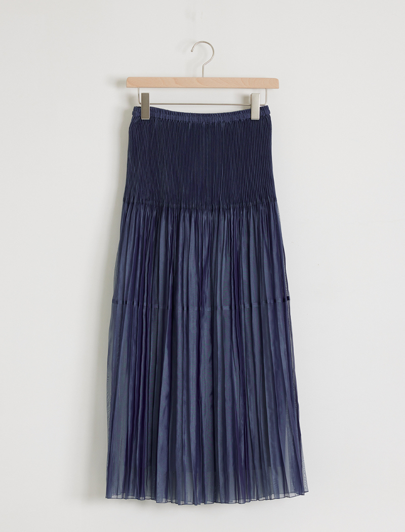 SHEER PLEATED SKIRT