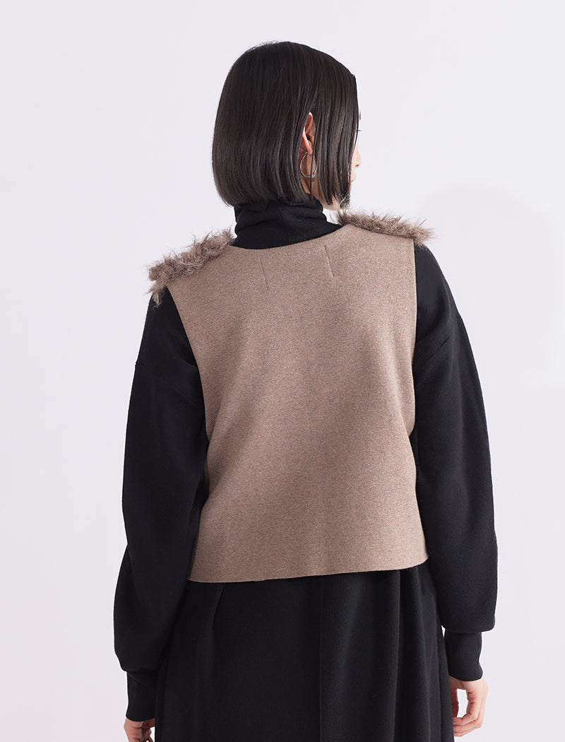 FAUX FUR VEST