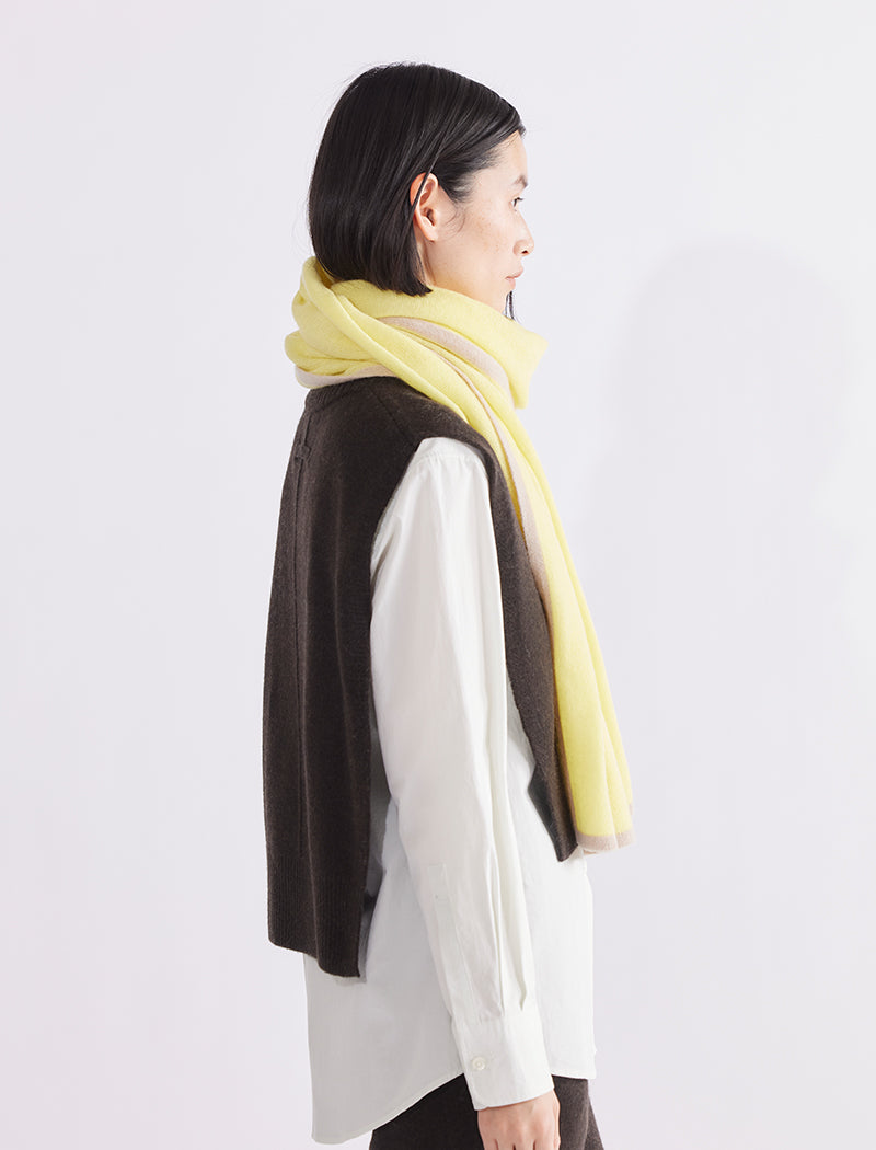 TRIMED CASHMERE STOLE
