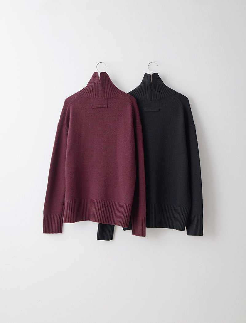 CASHMERE-BLEND MOCK-NECK TOP