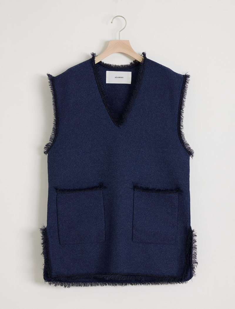 LIGHT TWEED FRINGE VEST